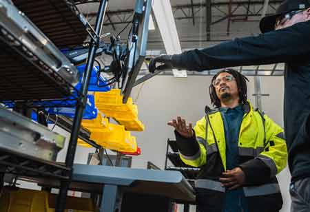 Precision, Traceability, and Responsiveness in Aerospace Manufacturing Partnerships Precision, Traceability, and Responsiveness in Aerospace Manufacturing Partnerships